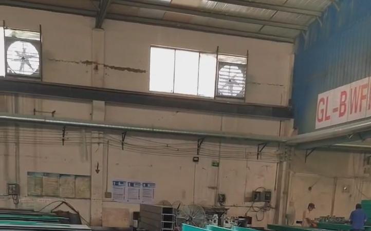 托盤式玻璃鋼電纜橋架圖片